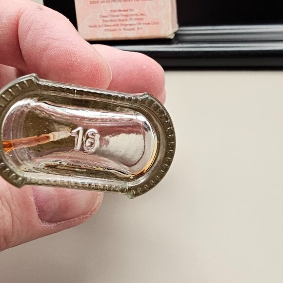 EMPTY vintage Chantilly eau de cologne bottle 0.5 ml orig box circa early 2000s - Picture 5 of 7